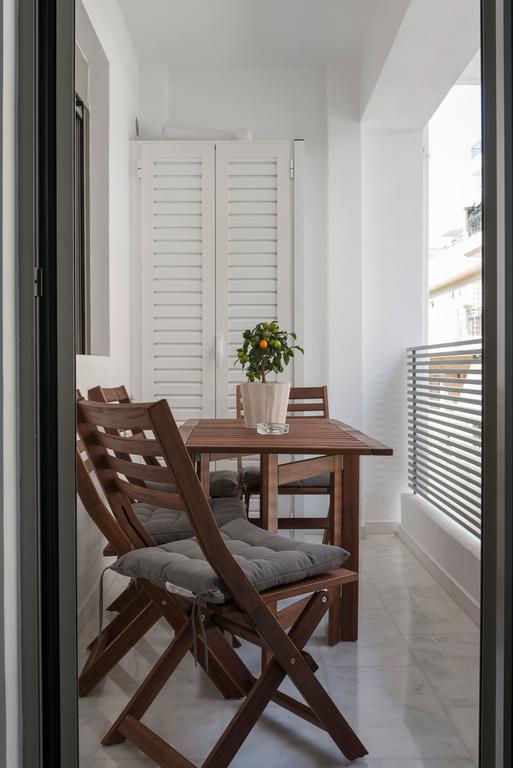 Petal Apartments Атина Екстериор снимка